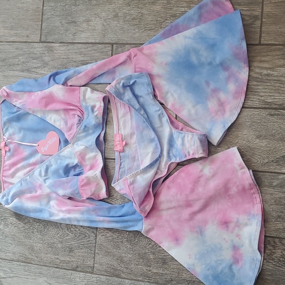 NWT Tie dye set - Picture 4 of 4